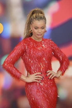 Is This Thing On Film Premiere Andra Day attends the BFI London Film Festival Gala of the UK premiere of IS THIS THING ON?, during the BFI London Film Festival, the Royal Festival Hall, London. 14th October 2025.  Copyright: xAndrewxSimsx NINTCHDBPICT001031568340