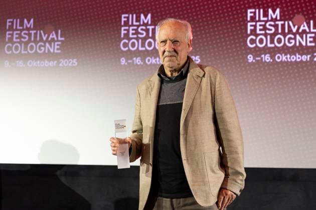 Director, filmmaker Werner HERZOG mi with the Filmpreis Koeln 2025, portrait, portrait, half-figure, friendly, at the Film Festival Cologne, at the Filmpalast Koeln, on 16 10 2025