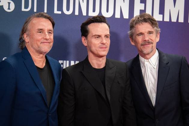 Blue Moon Headline Gala - The 69th BFI London Film Festival in London - 16 Oct 2025 Director Richard Linklater, Andrew Scott and Ethan Hawke attend the Blue Moon Headline Gala during the 69th BFI London Film Festival at the The Royal Festival Hall. London United Kingdom Copyright: xLoredanaxSangiulianox xSOPAxImagesx LSangiuliano-7937