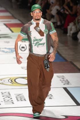 SaO PAULO, SP - 16.10.2025: SPFW N60 - Fashion designer Dario Mittmann& 39;s fashion show at SPFW N60 takes place on Thursday night (16) at the Brazilian Cultures Pavilion in Ibirapuera Park, in Sao Paulo, SP. In the photo, Palmeiras player Paulinho. x2825511x  RodileixMorais