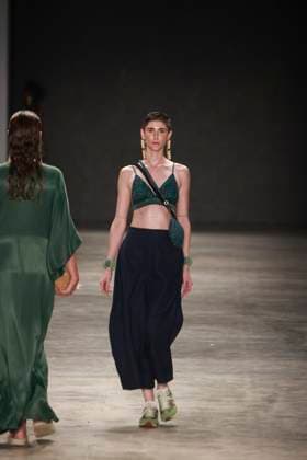 Catarina Mina fashion show at SPFW No. 60 in Sao Paulo Sao Paulo (SP), 10 16 2025 - Fashion Fashion Show Catarina Mina Catwalk show by the brand Catarina Mina at Sao Paulo Fashion Week - SPFW N60, at Pacubra in Ibirapuera Park in Sao Paulo, this Thursday, October 16, 2025. (Foto: Leco Viana Thenews2 imago images) Catarina Mina fashion show at SPFW No. 60 in Sao Paulo  Copyright: xLecoxVianax