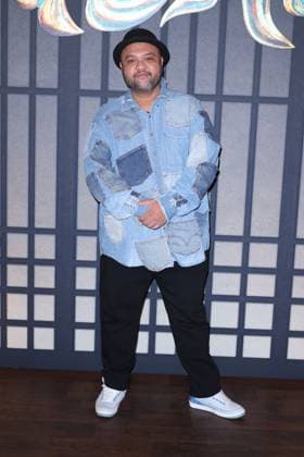Yoroi Premiere - Paris Raphal Yem attends Yoroi Premiere at le Grand Rex in Paris, France on October 16, 2025. Photo by Jerome Domine ABACAPRESS.COM  Copyright: xDominexJerome ABACAx