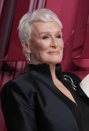 LOS ANGELES, CA - OCTOBER 16: Glenn Close at the world premiere of Hulu s ˜All s Fair™ at the DGA theatre in Los Angeles, California on October 16, 2025. Copyright: xCrashx xMediaPunchx
