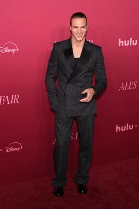 LOS ANGELES, CA - OCTOBER 16: Matthew Noszka at the world premiere of Hulu s ˜All s Fair™ at the DGA theatre in Los Angeles, California on October 16, 2025. Copyright: xCrashx xMediaPunchx
