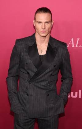 LOS ANGELES, CA - OCTOBER 16: Matthew Noszka at the world premiere of Hulu s ˜All s Fair™ at the DGA theatre in Los Angeles, California on October 16, 2025. Copyright: xCrashx xMediaPunchx