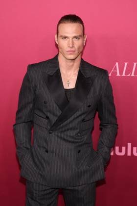 LOS ANGELES, CA - OCTOBER 16: Matthew Noszka at the world premiere of Hulu s ˜All s Fair™ at the DGA theatre in Los Angeles, California on October 16, 2025. Copyright: xCrashx xMediaPunchx