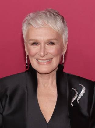 LOS ANGELES, CA - OCTOBER 16: Glenn Close at the world premiere of Hulu s ˜All s Fair™ at the DGA theatre in Los Angeles, California on October 16, 2025. Copyright: xCrashx xMediaPunchx