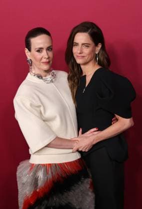 LOS ANGELES, CA - OCTOBER 16: Sarah Paulson and Amanda Peet at the world premiere of Hulu s ˜All s Fair™ at the DGA theatre in Los Angeles, California on October 16, 2025. Copyright: xCrashx xMediaPunchx
