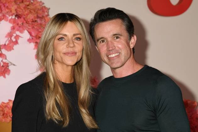 LOS ANGELES, CA - OCTOBER 16: Kaitlin Olson and Rob Mac at the Netflix Premiere of Nobody Wants This at The Egyptian Theatre on October 16, 2025 in Los Angeles, California. Copyright: xJeffreyxMayerx