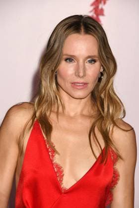 LOS ANGELES, CA - OCTOBER 16: Kristen Bell at the Netflix Premiere of Nobody Wants This at The Egyptian Theatre on October 16, 2025 in Los Angeles, California. Copyright: xJeffreyxMayerx
