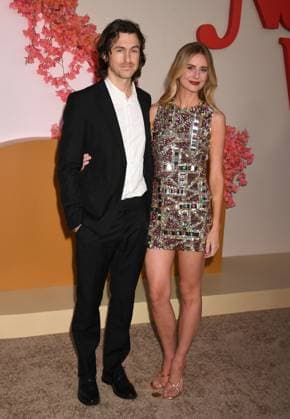 LOS ANGELES, CA - OCTOBER 16: Justine Lupe at the Netflix Premiere of Nobody Wants This at The Egyptian Theatre on October 16, 2025 in Los Angeles, California. Copyright: xJeffreyxMayerx