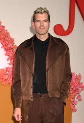 LOS ANGELES, CA - OCTOBER 16: Timothy Simons at the Netflix Premiere of Nobody Wants This at The Egyptian Theatre on October 16, 2025 in Los Angeles, California. Copyright: xJeffreyxMayerx