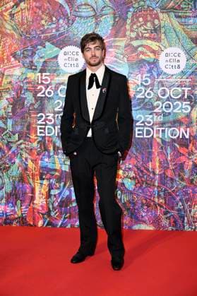 20th Edition of Rome Film Fest Red Carpet of the movie -Squali- Auditorium Conciliazione - Rome, Italy Lorenzo Zurzolo 20th Edition of Rome Film Fest Red Carpet of the movie -Squali- Auditorium Conciliazione - Rome, Italy 16th October 2025  Copyright: xMAXxMONTINGELLI SGPx