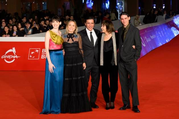 20th Edition of Rome Film Fest Red Carpet of the movie -Breve storia d™amore Auditorium Parco della Musica - Rome, Italy Pilar Fogliati;Ludovica Rampoldi;Adriano Giannini;Valeria Golino;Andrea Carpenzano 20th Edition of Rome Film Fest Red Carpet of the movie -Breve storia d™amore Auditorium Parco della Musica - Rome, Italy 16th October 2025  Copyright: xAlfonsoxCatalano SGPx