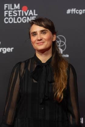 Red Carpet Before The Award Ceremony For Cologne Film Festival 2025 Anne Rieckhof, a German actress, poses for pictures on the red carpet before the award ceremony of the Cologne Film Festival 2025 at Film Palast in Cologne, Germany, on October 26, 2025. cologne Germany  Copyright: xYingxTangx originalFilename: tang-notitle251016_npKc2.jpg