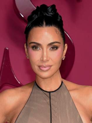 October 16, 2025, West Hollywood, California, USA: American socialite, entrepreneur, and reality TV star KIM KARDASHIAN attends the World Premiere Of Hulu s All s Fair West Hollywood USA - ZUMAb173 20251016_aap_b173_024 Copyright: xBillyxBennightx