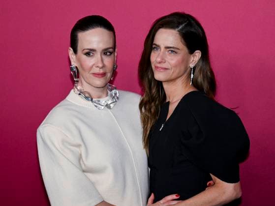 October 16, 2025, West Hollywood, California, USA: Emmy and Golden Globe-winning American actress SARAH PAULSON and American actress, writer, and producer AMANDA PEET attends. the World Premiere Of Hulu s All s Fair West Hollywood USA - ZUMAb173 20251016_aap_b173_036 Copyright: xBillyxBennightx