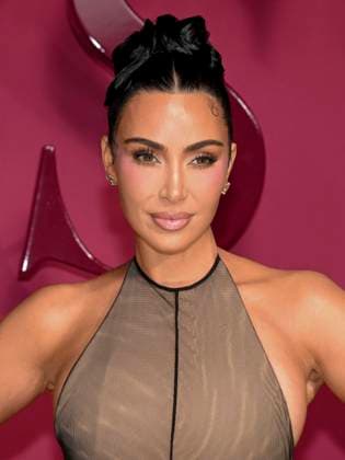 October 16, 2025, West Hollywood, California, USA: American socialite, entrepreneur, and reality TV star KIM KARDASHIAN attends the World Premiere Of Hulu s All s Fair West Hollywood USA - ZUMAb173 20251016_aap_b173_037 Copyright: xBillyxBennightx