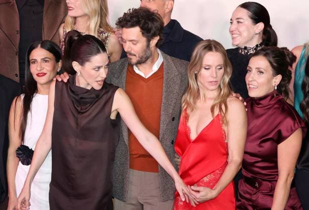 Nobody Wants This Season 2 Premiere Event, Los Angeles, California, USA - 16 Oct 2025 Jenni Konner, Jackie Tohn, Adam Brody and Kristen Bell at the premiere of Netflix s Nobody Wants This Season 2 held at the Egyptian Theatre in Hollywood, USA on October 16, 2025., Credit:Lumeimages.com Avalon USA, California, Los Angeles, Hollywood, CA, USA Copyright: xLumeimages.comx xAvalonx 1046068182