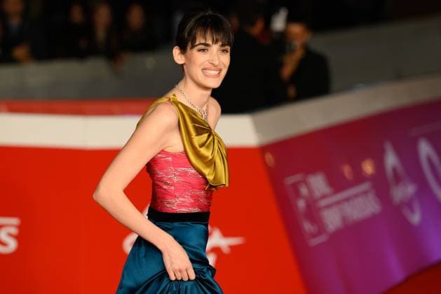 News - Rome Film Festival 2025 Pilar Fogliati attends the red carpet of the movie Breve Storia d™Amore  during the 20th Rome Film Fest at Auditorium Parco della Musica on October 16, 2025 in Rome, Italy. Rome Auditorium Parco della Musica Italy Copyright: xFabrizioxCorradettix xLiveMediax LPN_2081375