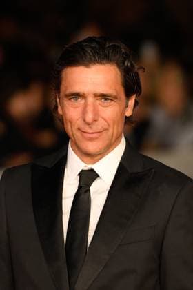 News - Rome Film Festival 2025 Adriano Giannini attends the red carpet of the movie Breve Storia d™Amore  during the 20th Rome Film Fest at Auditorium Parco della Musica on October 16, 2025 in Rome, Italy. Rome Auditorium Parco della Musica Italy Copyright: xFabrizioxCorradettix xLiveMediax LPN_2081376