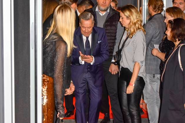 abb Roland Kaiser arrival of the pop singer on the red carpet at the world premiere of the movie 50 Years Roland Kaiser A Life for Music at the Cineplex cinema on 16 10,2025 in Muenster NRW Germany