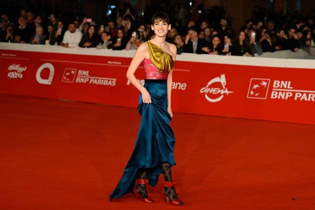 News - Rome Film Festival 2025 Pilar Fogliati attends the red carpet of the movie Breve Storia d™Amore  during the 20th Rome Film Fest at Auditorium Parco della Musica on October 16, 2025 in Rome, Italy. Rome Auditorium Parco della Musica Italy Copyright: xFabrizioxCorradettix xLiveMediax LPN_2081393