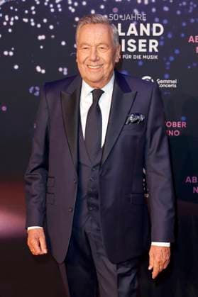 Roland Kaiser at the premiere of the documentary 50 Years of Roland Kaiser A Life for Music at Cineplex Münster Münster, 16 10 2025 Foto:xT.xSchröerx xFuturexImagex kaiser_5005