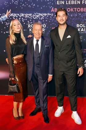 Roland Kaiser with daughter Annalena Keiler and son Jan Kaiser at the premiere of the documentary 50 Years of Roland Kaiser A Life for Music at Cineplex Münster Münster, 16 10 2025 Foto:xT.xSchröerx xFuturexImagex kaiser_5011