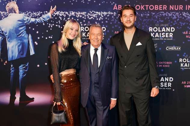 Roland Kaiser with daughter Annalena Keiler and son Jan Kaiser at the premiere of the documentary 50 Years of Roland Kaiser A Life for Music at Cineplex Münster Münster, 16 10 2025 Foto:xT.xSchröerx xFuturexImagex kaiser_5015