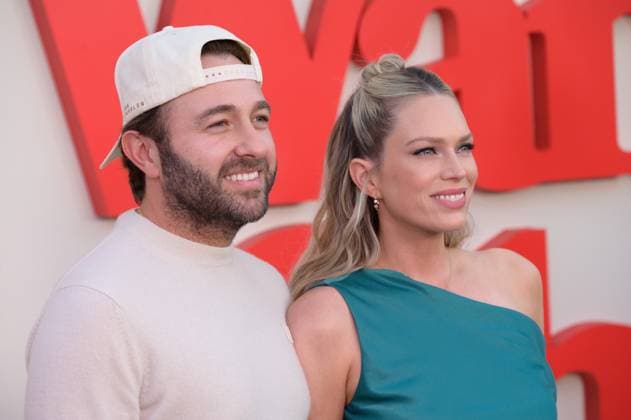 Nobody Wants This Season 2 Premiere - Los Angeles, USA LOS ANGELES, USA. October 16, 2025: Erin Foster & Simon Tikhman at the season 2 premiere for Nobody Wants This at the Egyptian Theatre. Los Angeles CA USA  Copyright: xPaulxSmith Featureflashx