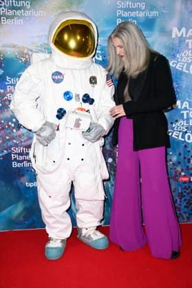 Lieselotte Reznicek at the world premiere of the 360° fulldome show by Peter Schillings Major Tom completely detached at the Zeiss Großplanetarium Berlin, 16 10 2025 Foto:xN.xKubelkax xFuturexImagex tom_5006