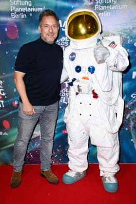 Lars Pape at the world premiere of the 360° fulldome show by Peter Schillings Major Tom completely detached at the Zeiss Großplanetarium Berlin, 16 10 2025 Foto:xN.xKubelkax xFuturexImagex tom_5013
