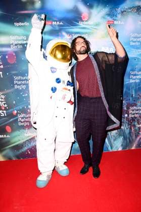 Bastian Castillo at the world premiere of the 360° fulldome show by Peter Schillings Major Tom completely detached at the Zeiss Großplanetarium Berlin, 16 10 2025 Foto:xN.xKubelkax xFuturexImagex tom_5015