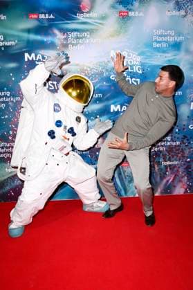 Leonard Freier at the world premiere of the 360° fulldome show by Peter Schillings Major Tom completely detached at the Zeiss Großplanetarium Berlin, 16 10 2025 Foto:xN.xKubelkax xFuturexImagex tom_5028