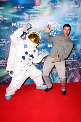Leonard Freier at the world premiere of the 360° fulldome show by Peter Schillings Major Tom completely detached at the Zeiss Großplanetarium Berlin, 16 10 2025 Foto:xN.xKubelkax xFuturexImagex tom_5029
