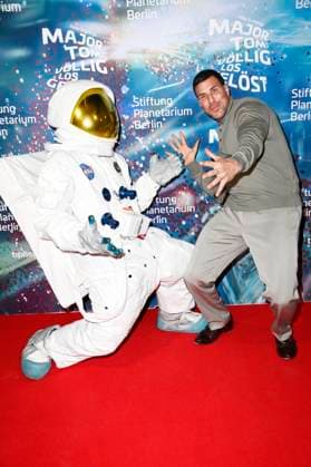 Leonard Freier at the world premiere of the 360° fulldome show by Peter Schillings Major Tom completely detached at the Zeiss Großplanetarium Berlin, 16 10 2025 Foto:xN.xKubelkax xFuturexImagex tom_5032