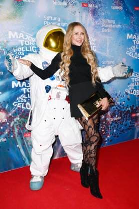 Jenny Elvers at the world premiere of the 360° fulldome show by Peter Schillings Major Tom completely detached at the Zeiss Großplanetarium Berlin, 16 10 2025 Foto:xN.xKubelkax xFuturexImagex tom_5046