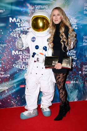 Jenny Elvers at the world premiere of the 360° fulldome show by Peter Schillings Major Tom completely detached at the Zeiss Großplanetarium Berlin, 16 10 2025 Foto:xN.xKubelkax xFuturexImagex tom_5048