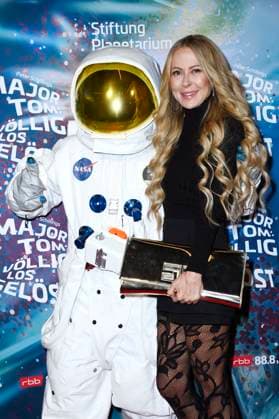 Jenny Elvers at the world premiere of the 360° fulldome show by Peter Schillings Major Tom completely detached at the Zeiss Großplanetarium Berlin, 16 10 2025 Foto:xN.xKubelkax xFuturexImagex tom_5050