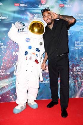 Germain Wolf at the world premiere of the 360° fulldome show by Peter Schillings Major Tom completely detached at the Zeiss Großplanetarium Berlin, 16 10 2025 Foto:xN.xKubelkax xFuturexImagex tom_5061