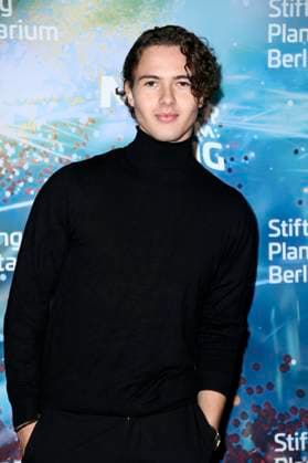 Jahvis Ruland at the world premiere of the 360° fulldome show by Peter Schillings Major Tom completely detached at the Zeiss Großplanetarium Berlin, 16 10 2025 Foto:xN.xKubelkax xFuturexImagex tom_5066