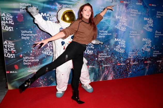 Kerstin Merlin at the world premiere of the 360° fulldome show by Peter Schillings Major Tom completely detached at the Zeiss Großplanetarium Berlin, 16 10 2025 Foto:xN.xKubelkax xFuturexImagex tom_5082