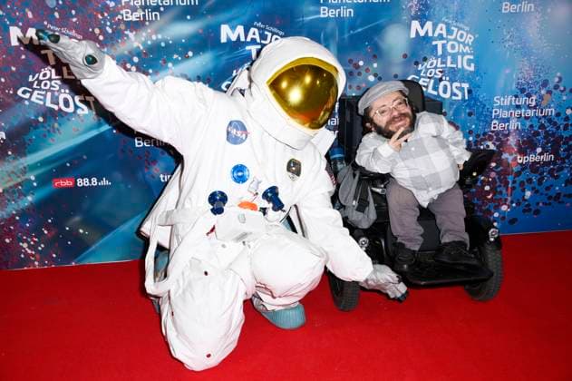 Raul Aguayo Krauthausen at the world premiere of the 360° fulldome show by Peter Schillings Major Tom completely detached at the Zeiss Großplanetarium Berlin, 16 10 2025 Foto:xN.xKubelkax xFuturexImagex tom_5108