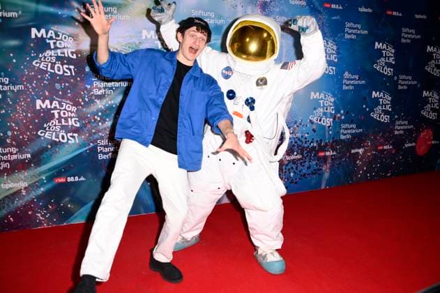 Julian Janssen at the world premiere of the 360° fulldome show by Peter Schillings Major Tom completely detached at the Zeiss Großplanetarium Berlin, 16 10 2025 Foto:xN.xKubelkax xFuturexImagex tom_5114