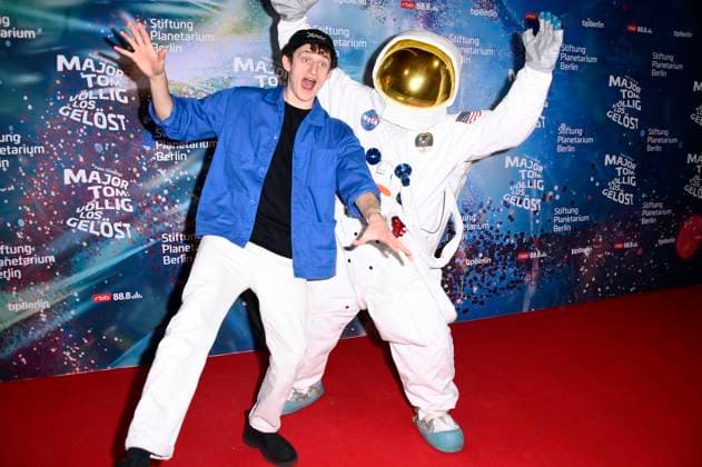 Julian Janssen at the world premiere of the 360° fulldome show by Peter Schillings Major Tom completely detached at the Zeiss Großplanetarium Berlin, 16 10 2025 Foto:xN.xKubelkax xFuturexImagex tom_5116