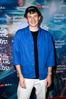 Julian Janssen at the world premiere of the 360° fulldome show by Peter Schillings Major Tom completely detached at the Zeiss Großplanetarium Berlin, 16 10 2025 Foto:xN.xKubelkax xFuturexImagex tom_5121