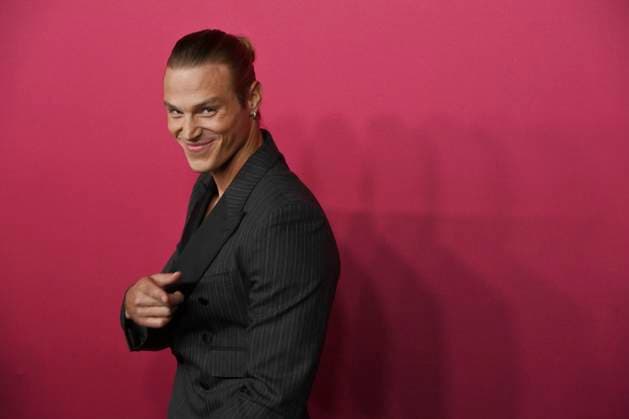Cast member Matthew Noszka attends the world premiere of the Hulu original TV Series All s Fair at the DGA Theater in Los Angeles on Thursday, October 16, 2025. Storyline: Follows a successful divorce lawyer and the owner of an all-female law firm in Los Angeles.  LAP2025101656 JIMxRUYMEN