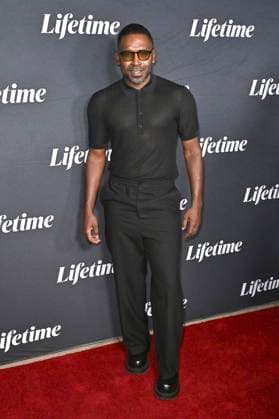 Justin Sylvester at the premiere of the Lifetime movie Taken at a Truck Stop A Black Girl Missing at the Garland Theatre Los Angeles, 16 10 2025 Foto:xD.xStarbuckx xFuturexImagex taken_5032