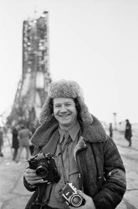 December, 1977. Leninsk, Kyzylorda Region, Kazakh SSR, USSR. Special photo correspondent of the Telegraph Agency of the Soviet Union Albert Pushkarev at the Baikonur Cosmodrome. The exact date of the photograph is unknown. Albert Pushkarev TASS  15642368